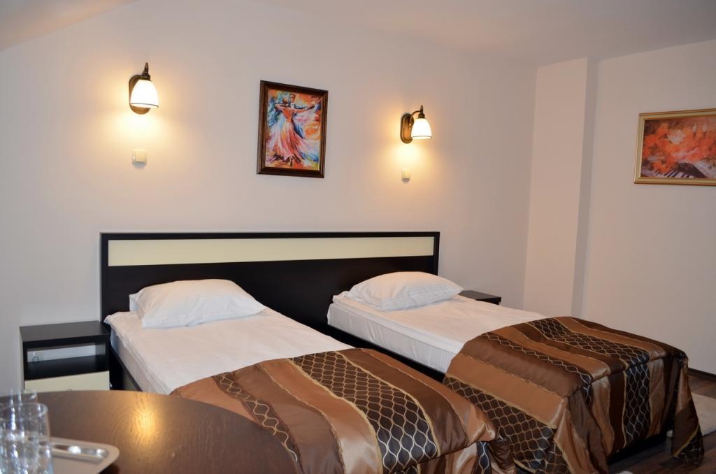 Vila Gardenia Otel Oradea Dış mekan fotoğraf